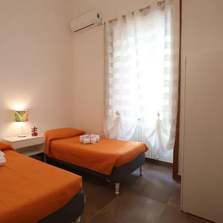 فندق مبيت وإفطار I Due Tornesi