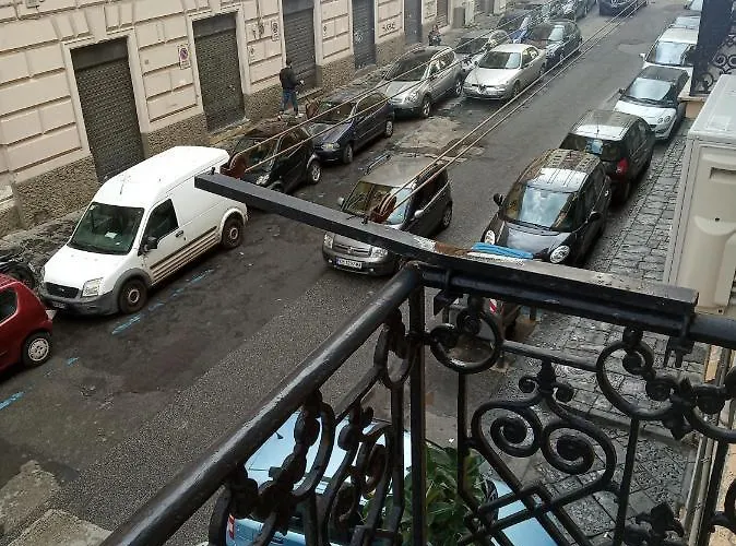 I Due Tornesi Bed and Breakfast Νάπολη